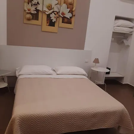 Bed & Breakfast La Baia Di Partenope Neapel