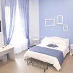 Oda ve Kahvaltı La Baia Di Partenope
