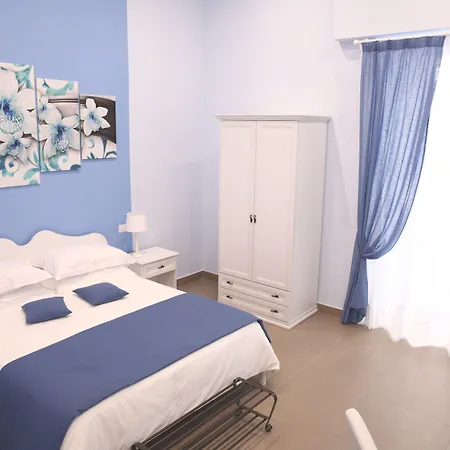 فندق مبيت وإفطار La Baia Di Partenope